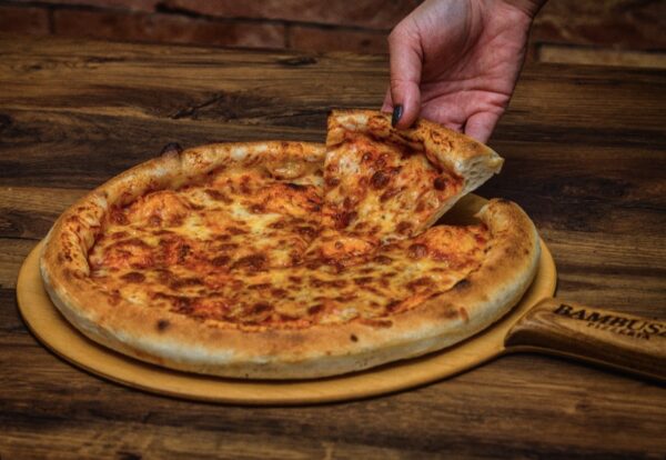 Margarita Pizza 32